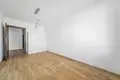 1 bedroom apartment 82 m² Warsaw, Poland