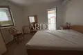 4 bedroom house 214 m² Barbat, Croatia