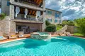 3 bedroom villa 306 m² Cervari, Croatia