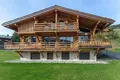 Chalet 5 bedrooms  in Megeve, France