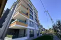 Mieszkanie 4 pokoi 121 m² Besikduzu, Turcja