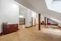 Casa 10 habitaciones 1 000 m² Varsovia, Polonia