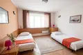 Mieszkanie 553 m² Września, Polska