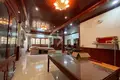 Villa 11 chambres 520 m² en Sangkat Phsar Daeum Thkov, Cambodge