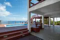 4 bedroom house 44 508 m² West Bay, Honduras