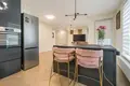 Mieszkanie 3 pokoi 73 m² Warszawa, Polska