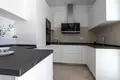 Haus 4 Schlafzimmer 580 m² Dos Hermanas, Spanien