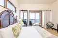5 bedroom house 697 m² West Bay, Honduras