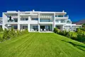 2 bedroom apartment  Estepona, Spain