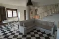 Szeregowiec 6 pokojów 250 m² Peristasi, Grecja