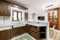 5 bedroom house 259 m² Dos Hermanas, Spain