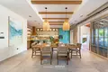 Villa de tres dormitorios 576 m² Lustica, Montenegro