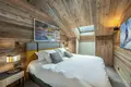 Chalet 6 bedrooms  in Les Allues, France