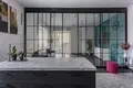 Commercial property 4 rooms 120 m² in Warsaw, Poland