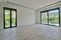 Mieszkanie 3 pokoi 82 m² Tivat, Czarnogóra