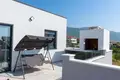 Casa 4 habitaciones 225 m² Kastel Novi, Croacia
