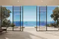 Complexe résidentiel New residence Villa del Divos with infinity pools, panoramic views and a beach club, Dubai Islands, Dubai, UAE