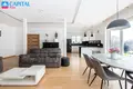 Casa 235 m² Antakalniai, Lituania