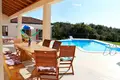 Casa 4 habitaciones 398 m² Opcina Zminj, Croacia