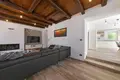 6 bedroom villa 450 m² Grad Porec, Croatia