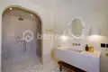Villa mit 2 Schlafzimmern  Tibubeneng, Indonesien