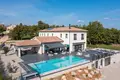 4 bedroom house 430 m² Grad Porec, Croatia