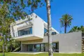 Villa de tres dormitorios 145 m² Orihuela, Španjolska