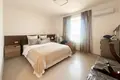 Piso independiente 3 habitaciones 160 m² en Sangkat Phsar Daeum Thkov, Camboya