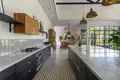 5-Schlafzimmer-Villa 420 m² Mengwi, Indonesien