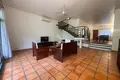 3 room villa 162 m² in Sangkat Phsar Daeum Thkov, Cambodia