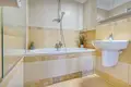 Mieszkanie 3 pokoi 70 m² Warszawa, Polska