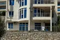 Haus 3 Schlafzimmer 300 m² Dobra Voda, Montenegro