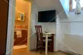 Commercial property 1 895 m² in Grad Zlatar, Croatia
