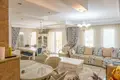 villa de 5 dormitorios 300 m² Incekum, Turquía