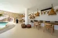 Haus 11 Schlafzimmer 538 m² Dos Hermanas, Spanien
