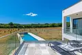 Вилла 4 спальни 235 м² Город Пула, Хорватия