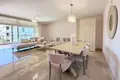 Mieszkanie 3 pokoi 143 m² Manilva, Hiszpania
