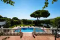 3 bedroom house 259 m² Manilva, Spain