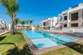 Mieszkanie 3 pokoi 70 m² Torrevieja, Hiszpania