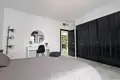 2 bedroom apartment 128 m² Marbella, Spain