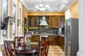 Cottage 6 bedrooms 443 m² Tarasava, Belarus