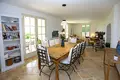 villa de 5 chambres 240 m² France, France