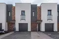 Дом 4 комнаты 128 м² Марки, Польша