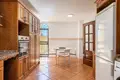 5 bedroom house 275 m² Dos Hermanas, Spain