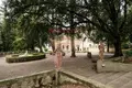 Propiedad comercial 2 200 m² en Florencia, Italia