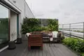 2 bedroom penthouse 129 m² Warsaw, Poland