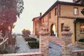 Propriété commerciale 900 m² à Volterra, Italie