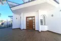 5-Schlafzimmer-Villa 810 m² lAlfas del Pi, Spanien