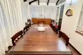 4-Schlafzimmer-Villa 260 m² Estepona, Spanien
