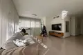 Жилой квартал Magnifique duplex rez de jardin rue ben gurion